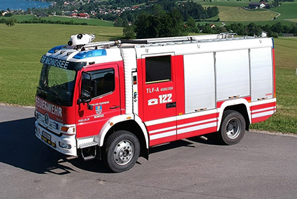 2003-TLF-Feuerwehr-Mondsee-2-e15673326812251-scaledKlein