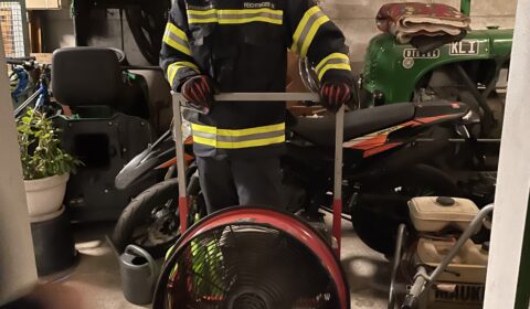 Belüftung des Kellers nach Brand.