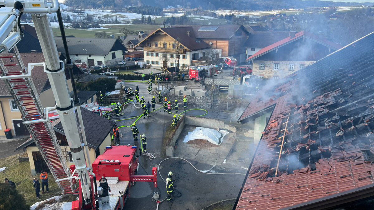 zerstörter Dachstuhl von oben